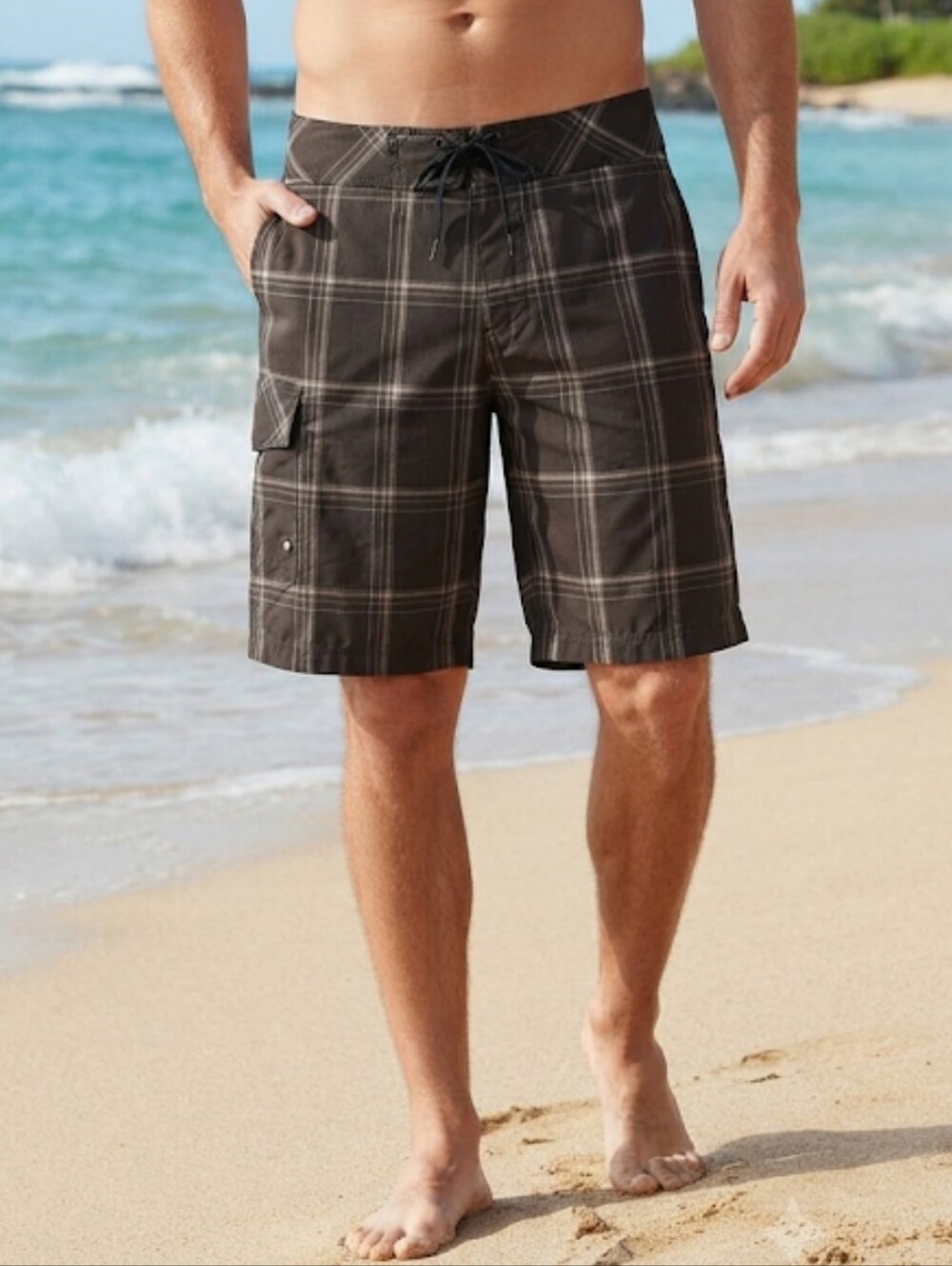 Mossimo Men's Black & White Plaid Cargo Boardshorts Size Medium